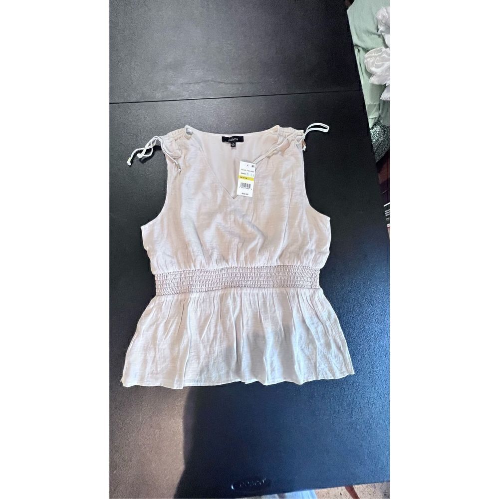 Palette Women's Smocked Gauze Sleeveless Top Light Gray Size Medium NWT P1-92